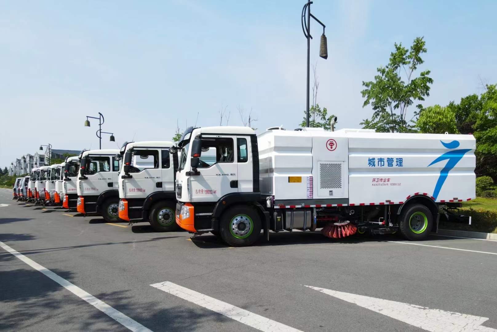 發往廣州城市管理局環衛作業車已啟程